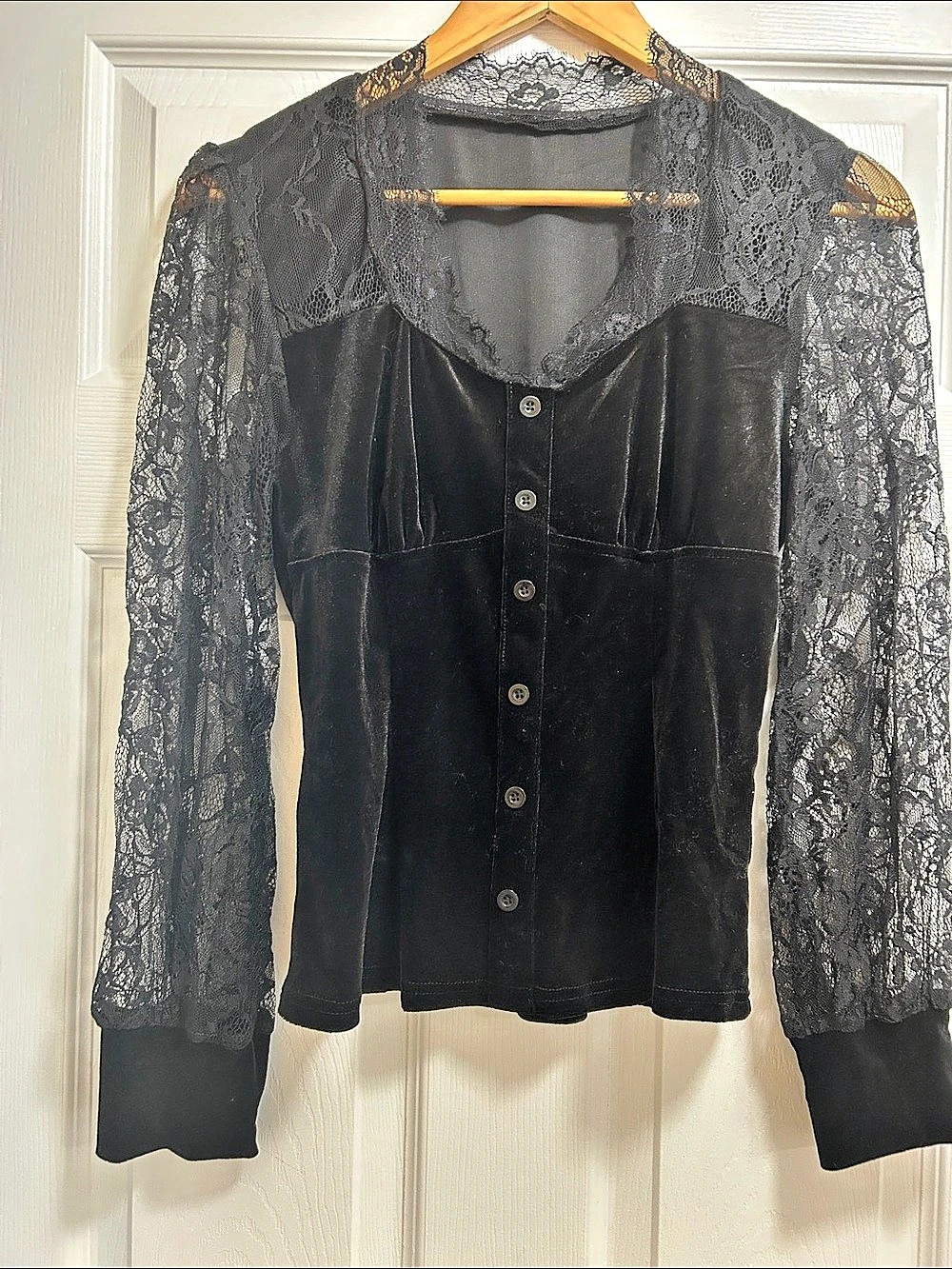 Black Velvet Lace Sleeve Blouse 🦇